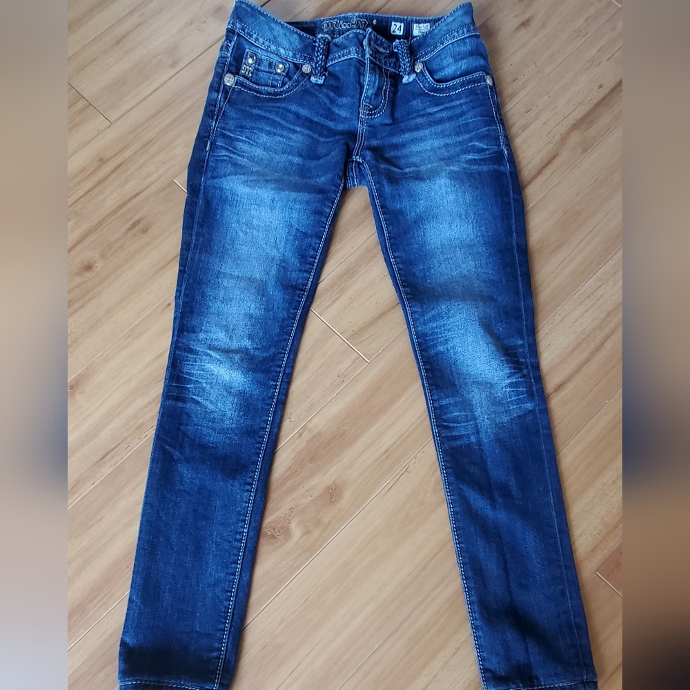 Miss Me, size 24 signature skinny